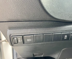 Toyota Corolla 1.8i HYBRID Aвтоматик | Auto.bg — изображение 17