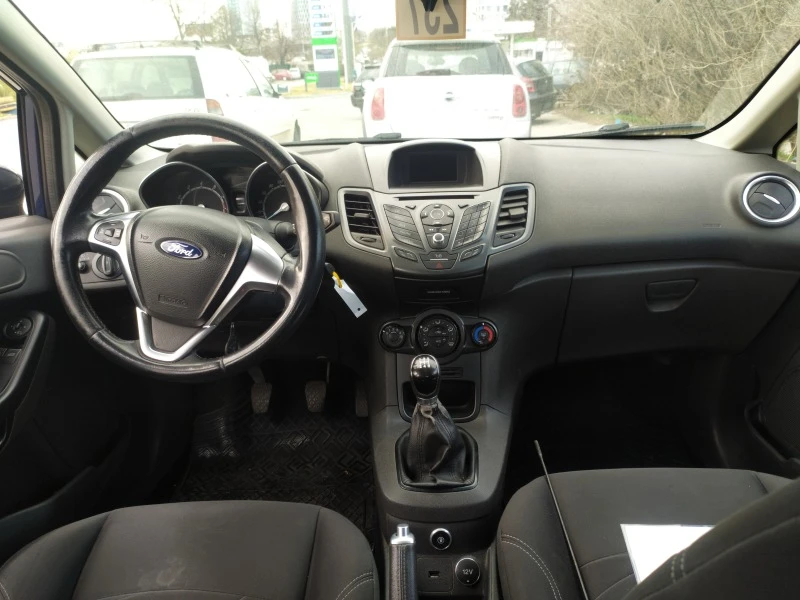 Ford Fiesta 1.4, снимка 6 - Автомобили и джипове - 44518830