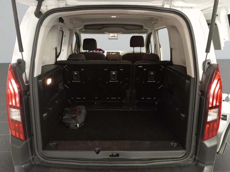 Peugeot Rifter Standard ACTIVE 1.5 BlueHDI 102 BVM6 S&S E6, снимка 13 - Автомобили и джипове - 45192621