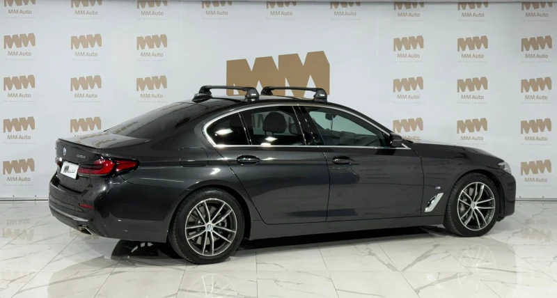 BMW 520, снимка 2 - Автомобили и джипове - 47344000