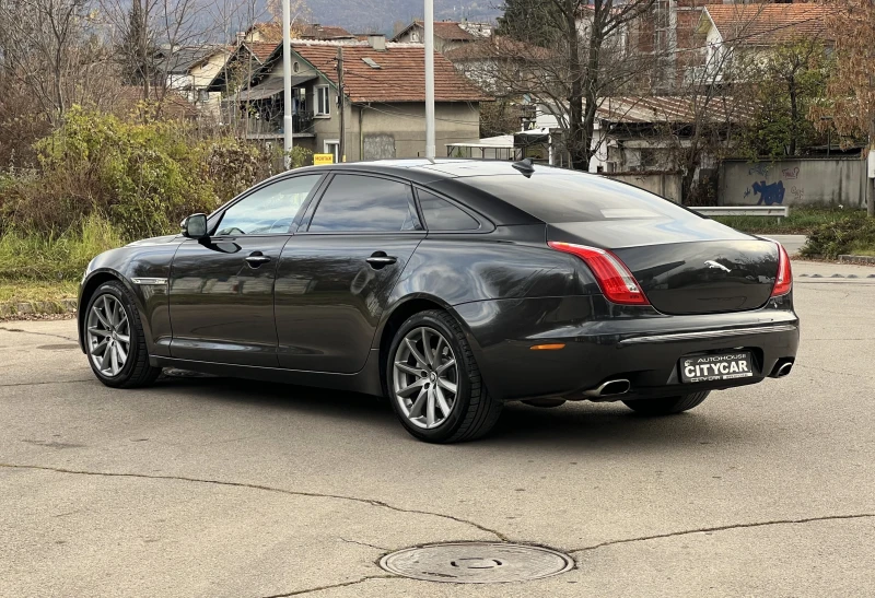 Jaguar Xj 3.0 V6/ LONG/ LUXURY/ PANO/ CAMERA/ SOFT CLOSE/ 19, снимка 4 - Автомобили и джипове - 48041395