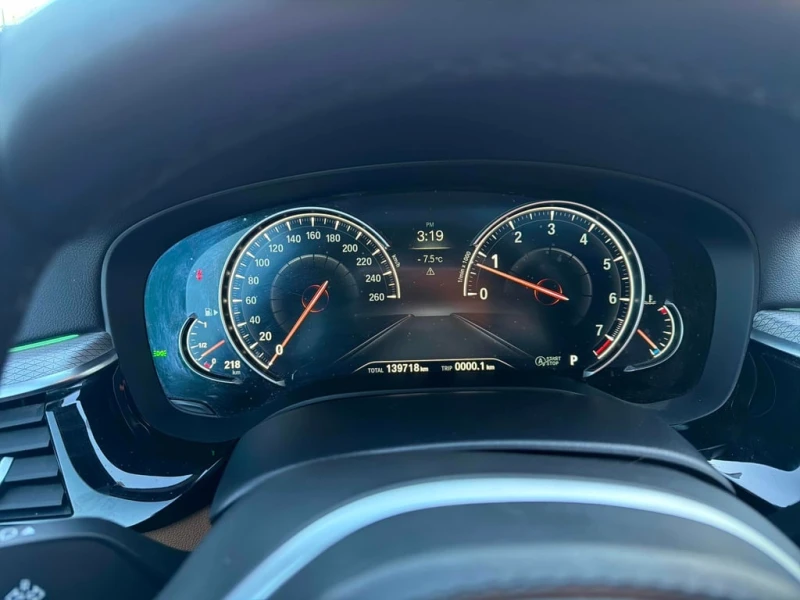 BMW 530 2018 XDRIVE * M PACK * ОБДУХВАНЕ * HEAD UP * , снимка 8 - Автомобили и джипове - 53008709