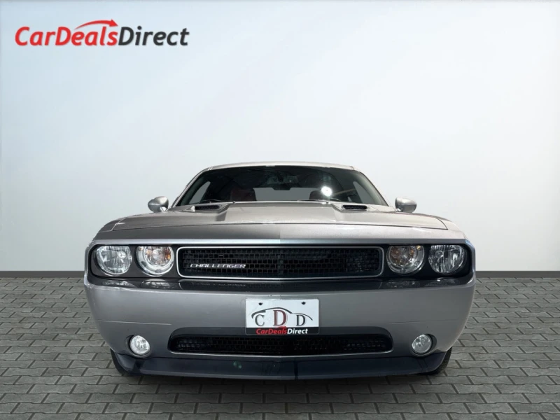 Dodge Challenger * SXT /Leather/Heated Seats/Bluetooth/B Cam/Clean , снимка 2 - Автомобили и джипове - 53024454