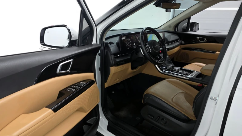 Kia Carnival 7 seater Noblesse autogeorge.com, снимка 10 - Автомобили и джипове - 53152922