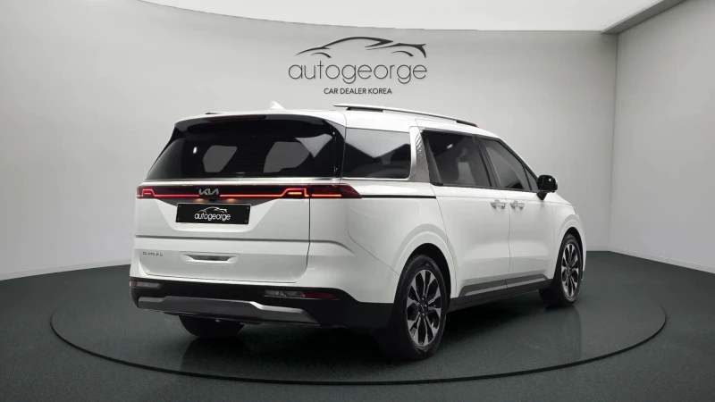 Kia Carnival 7 seater Noblesse autogeorge.com, снимка 2 - Автомобили и джипове - 53152922