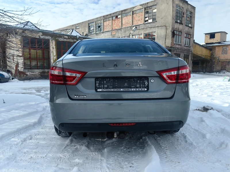 Lada Vesta Седан - На части , снимка 5 - Автомобили и джипове - 53152565