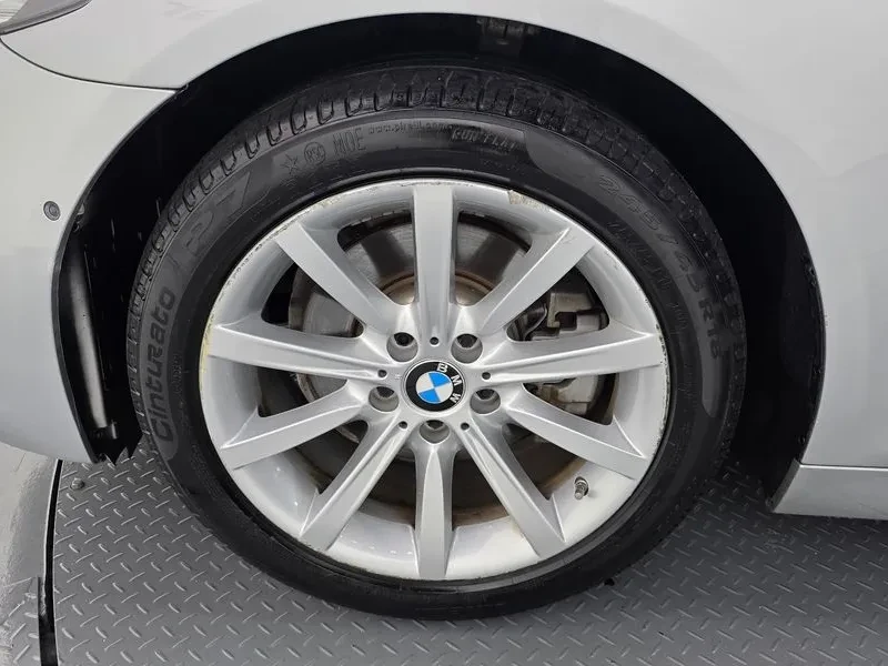 BMW 528 i, снимка 5 - Автомобили и джипове - 54591317