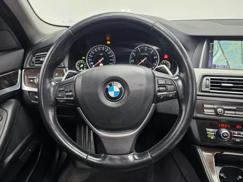 BMW 528 i, снимка 13 - Автомобили и джипове - 54591317