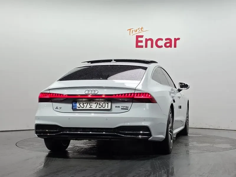 Audi A7 (4K) 55 Tfsi Quattro Premium, снимка 4 - Автомобили и джипове - 54996679