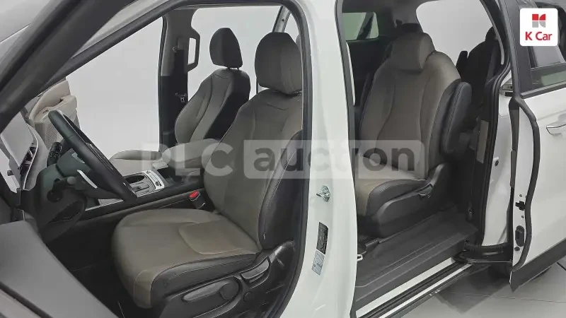 Kia Carnival 9 ������ * �������� * ��������� | Mobile.bg � ����������� 6