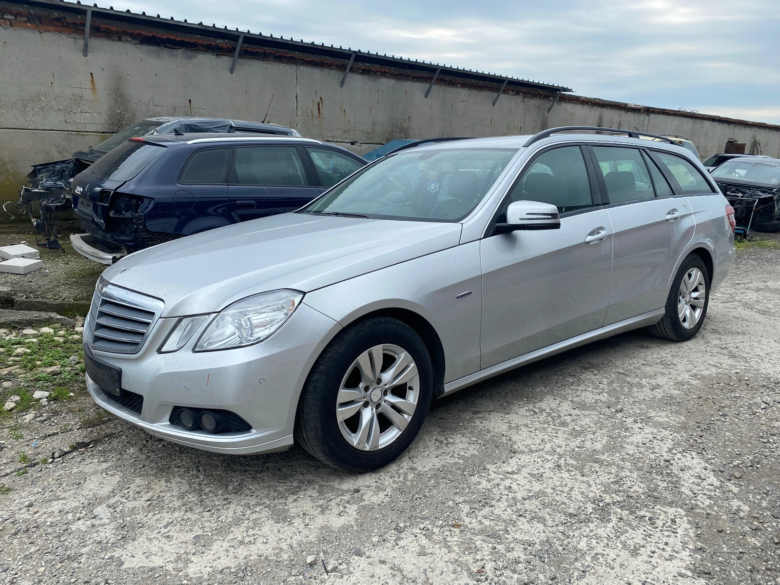 Mercedes-Benz E 250 250cdi - изображение 8