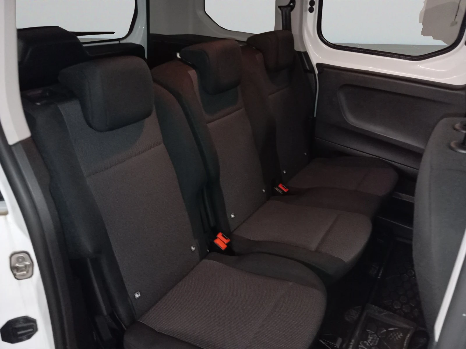 Peugeot Rifter Standard ACTIVE 1.5 BlueHDI 102 BVM6 S&S E6 | Mobile.bg   12