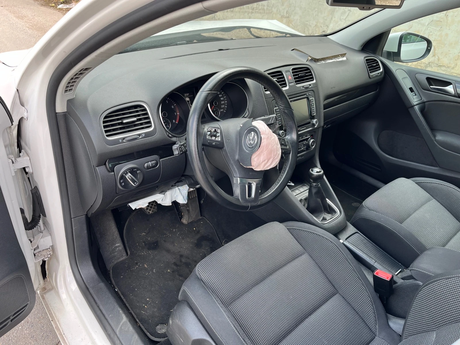 VW Golf 1.4TSI 122к.с CAXA - изображение 9