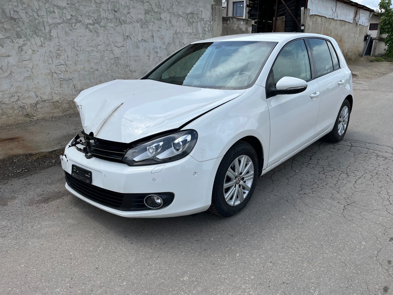 VW Golf 1.4TSI 122к.с CAXA - изображение 2