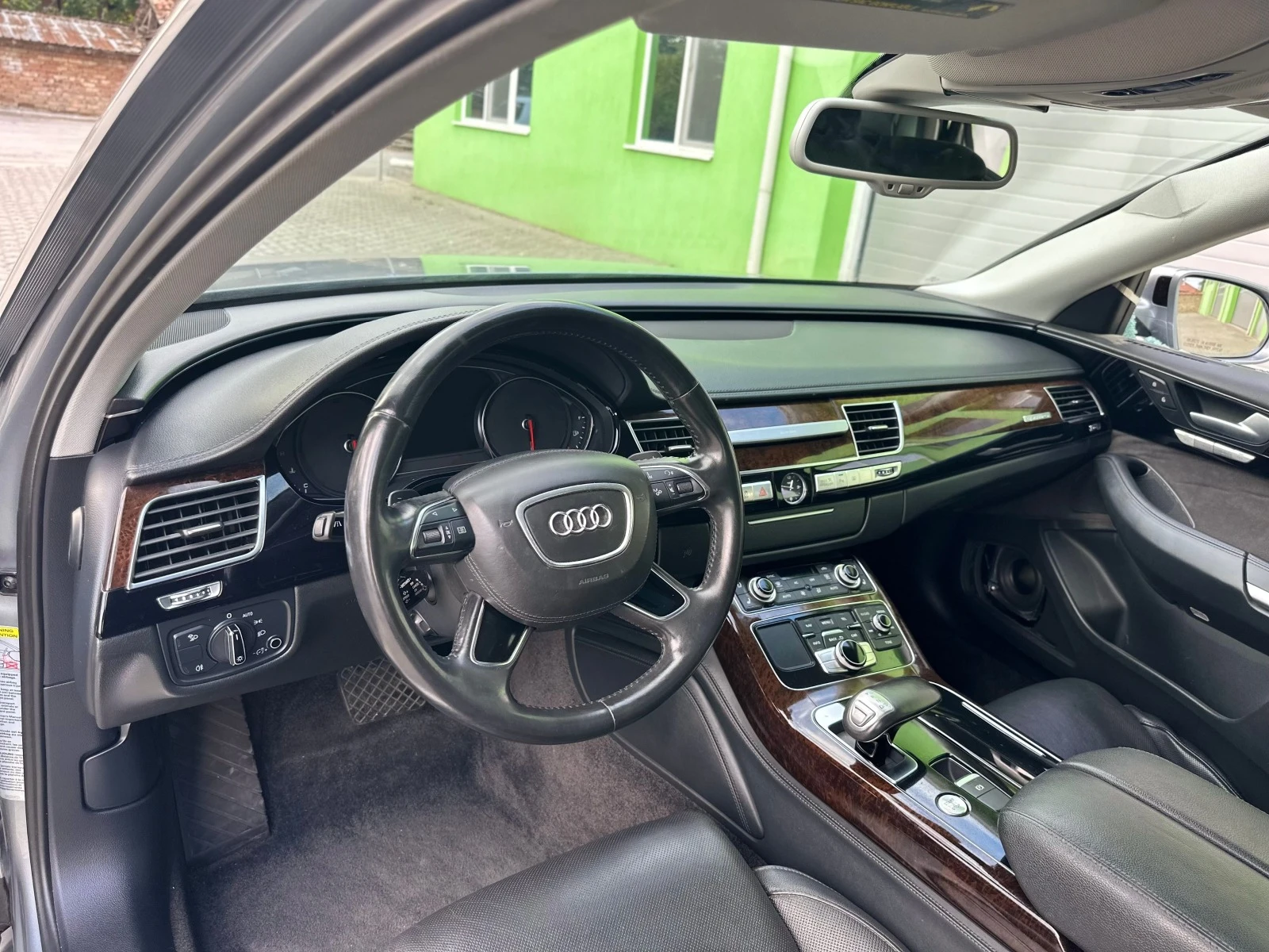 Audi A8 L 4.2 FSI  - изображение 10