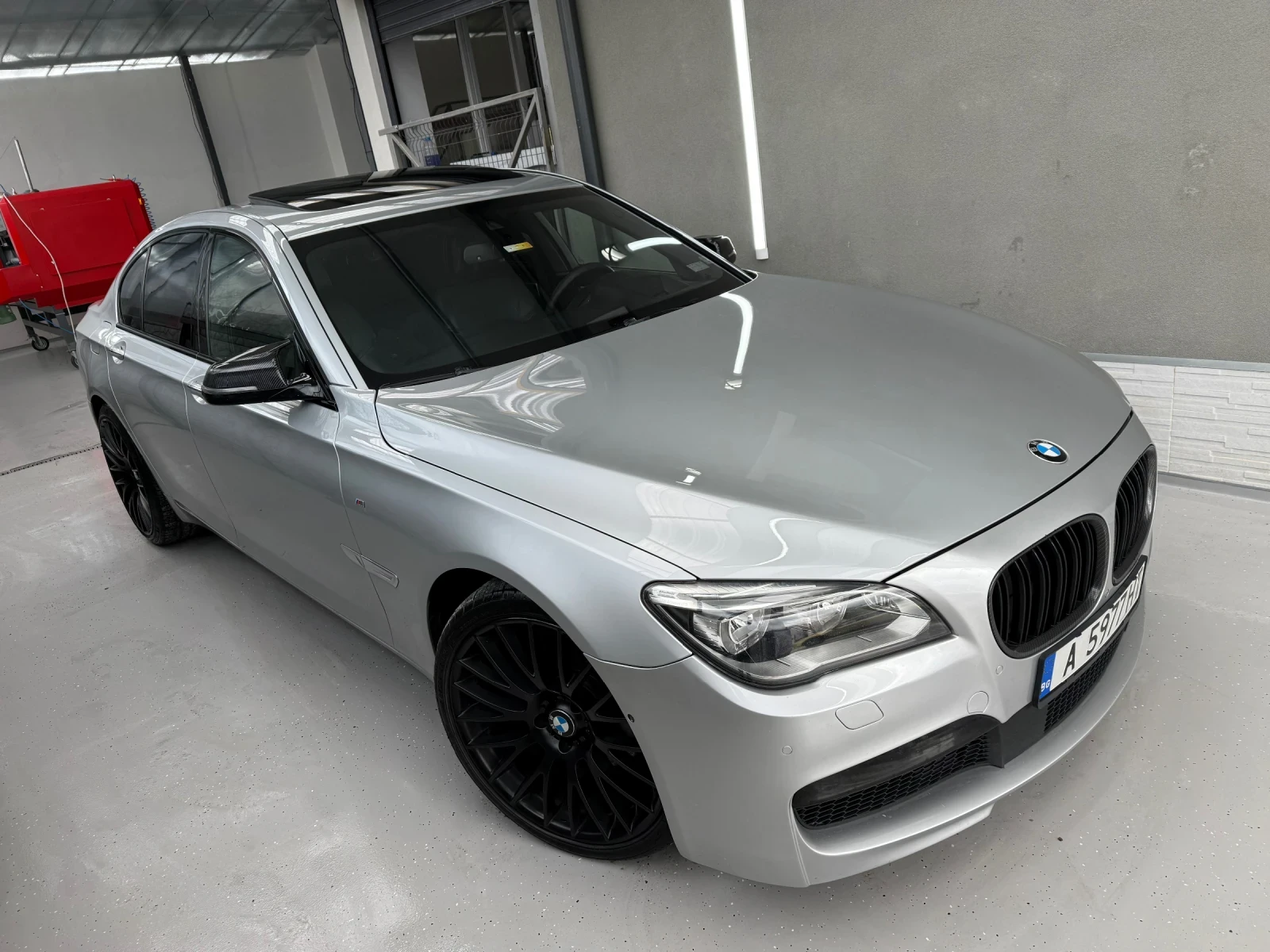 BMW 740 High Exclusive  M paket - изображение 2