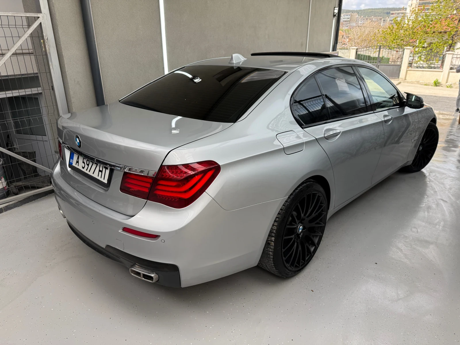 BMW 740 High Exclusive  M paket - изображение 6