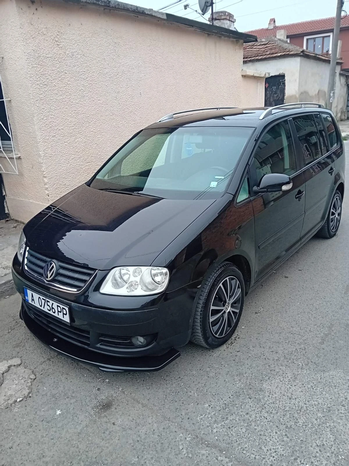 VW Touran  - изображение 7