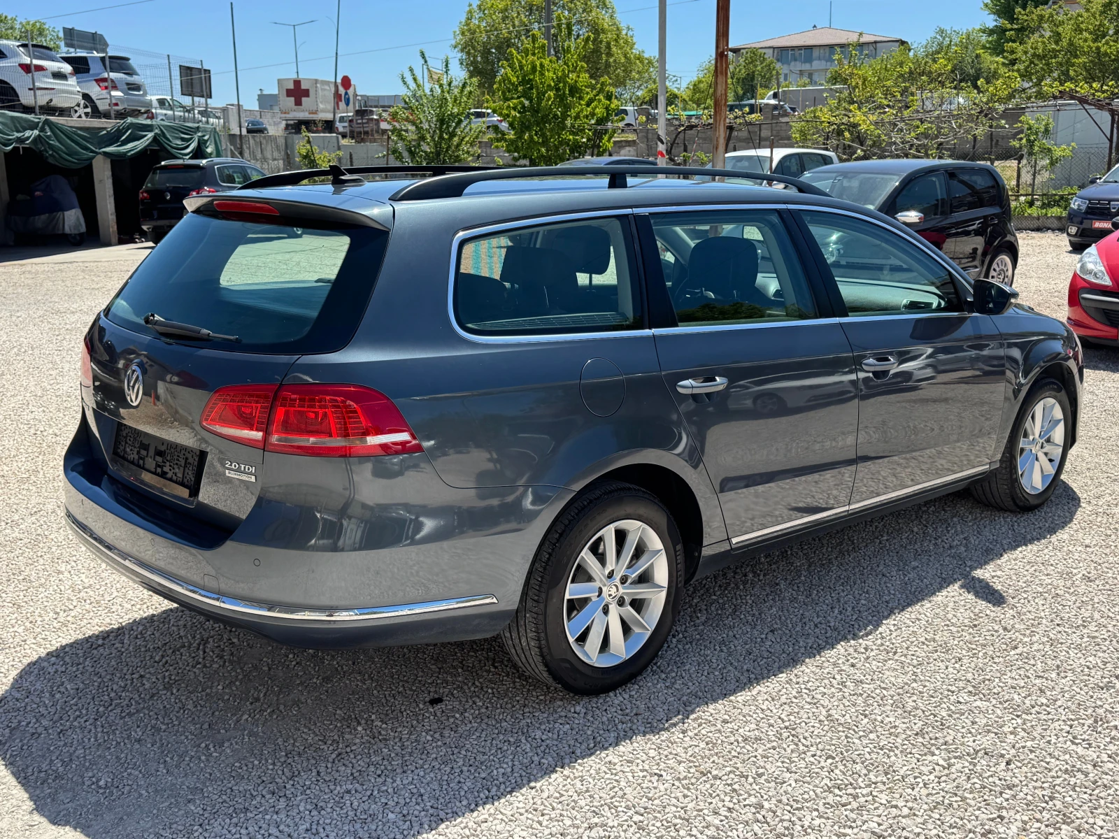 VW Passat 2.0TDI-АВТОМАТ - изображение 4