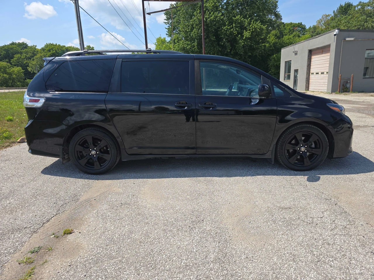 Toyota Sienna CARFAX* АВТОФИНАНСИРАНЕ* БЕЗ ПЪРВОНАЧАЛНА ВНОСКА*  - изображение 3