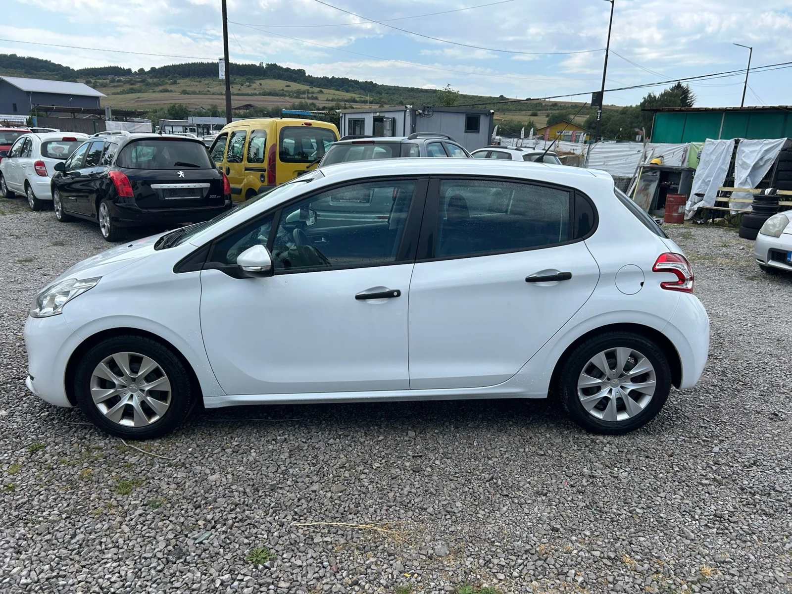Peugeot 208 1.4HDI - изображение 5