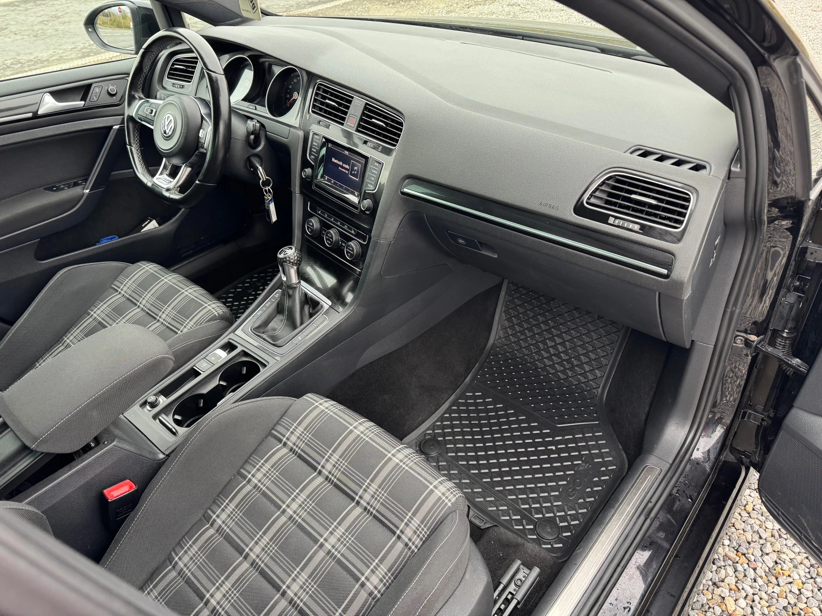 VW Golf 2.0TDI* GTD* 180* * SWISS*  | Mobile.bg   10