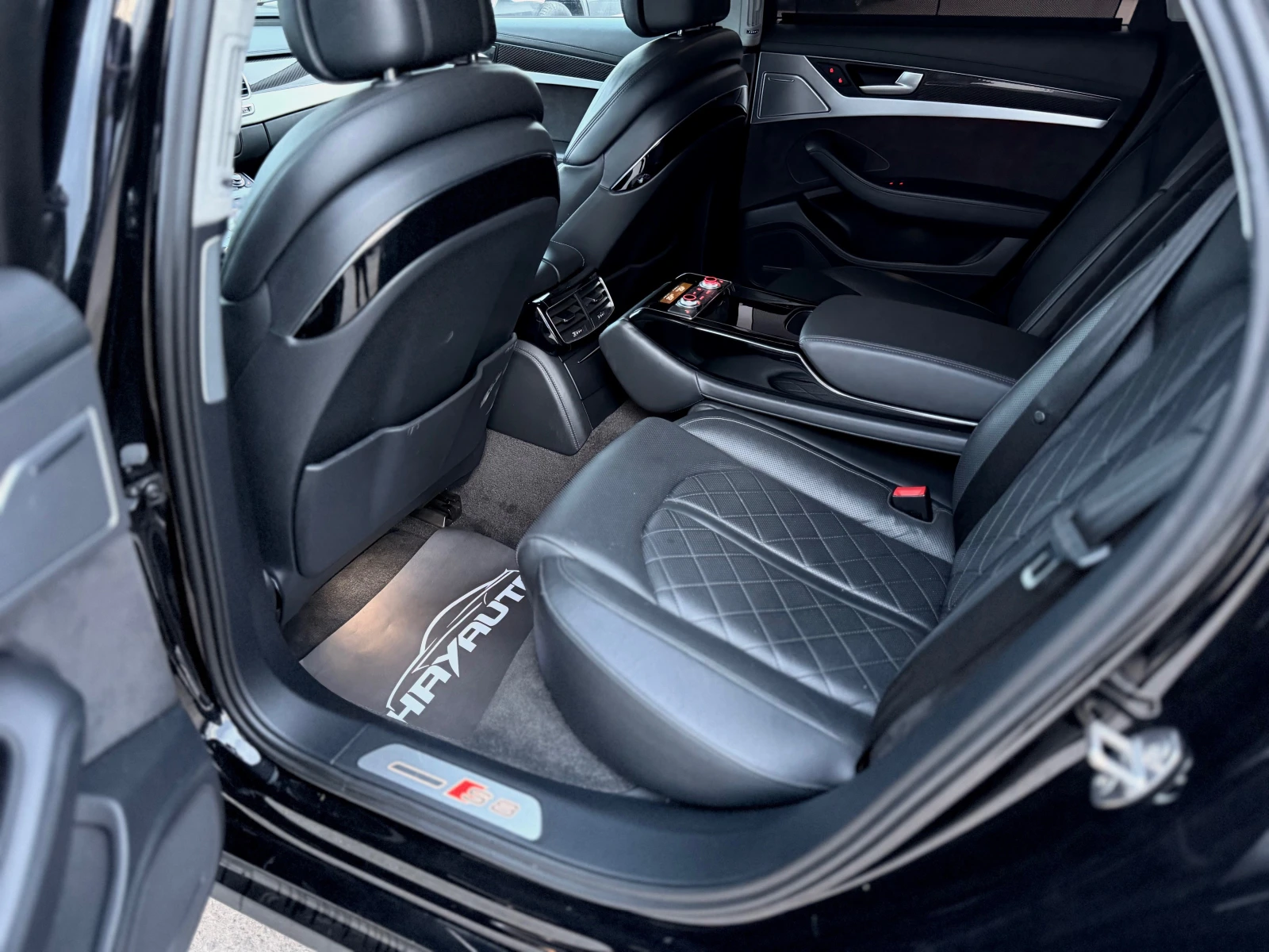 Audi S8 PLUS= 4.0= V8T= MATRIX= CARBON CERAMIC=  | Mobile.bg   14