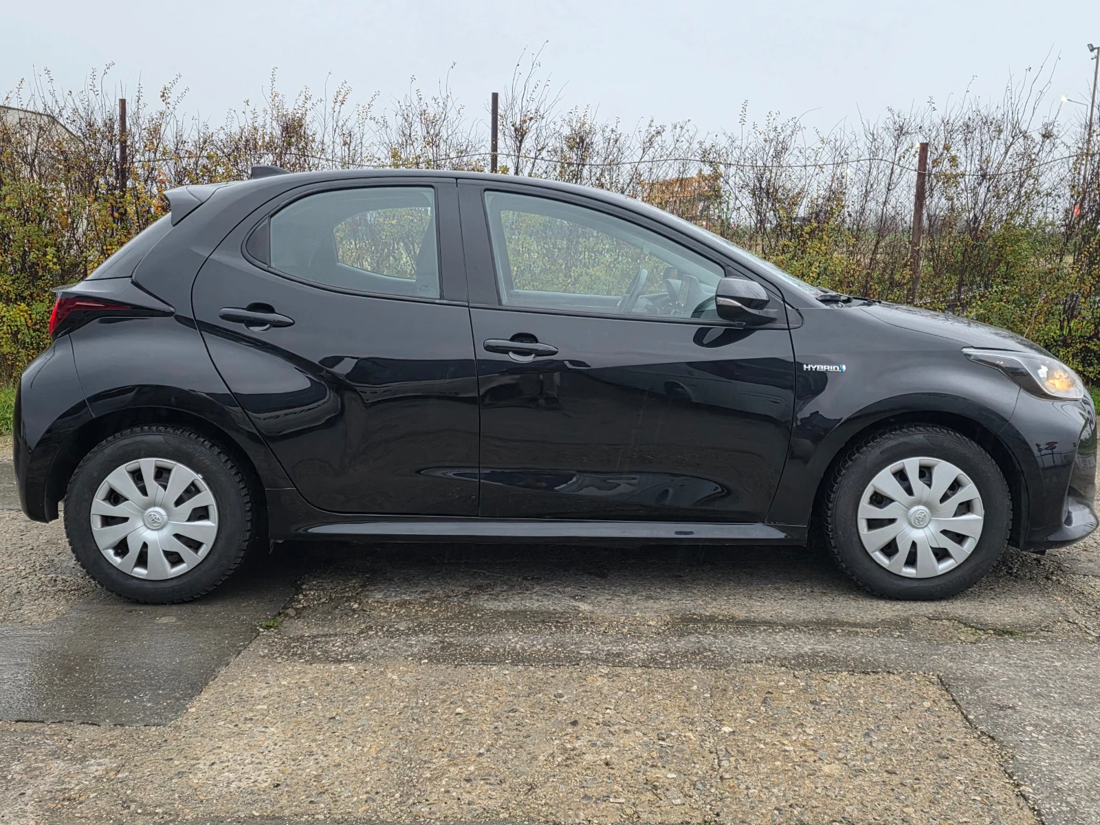 Toyota Yaris Yaris 116h France Business 5p + Stage Hybrid Acade | Mobile.bg � ����������� 4