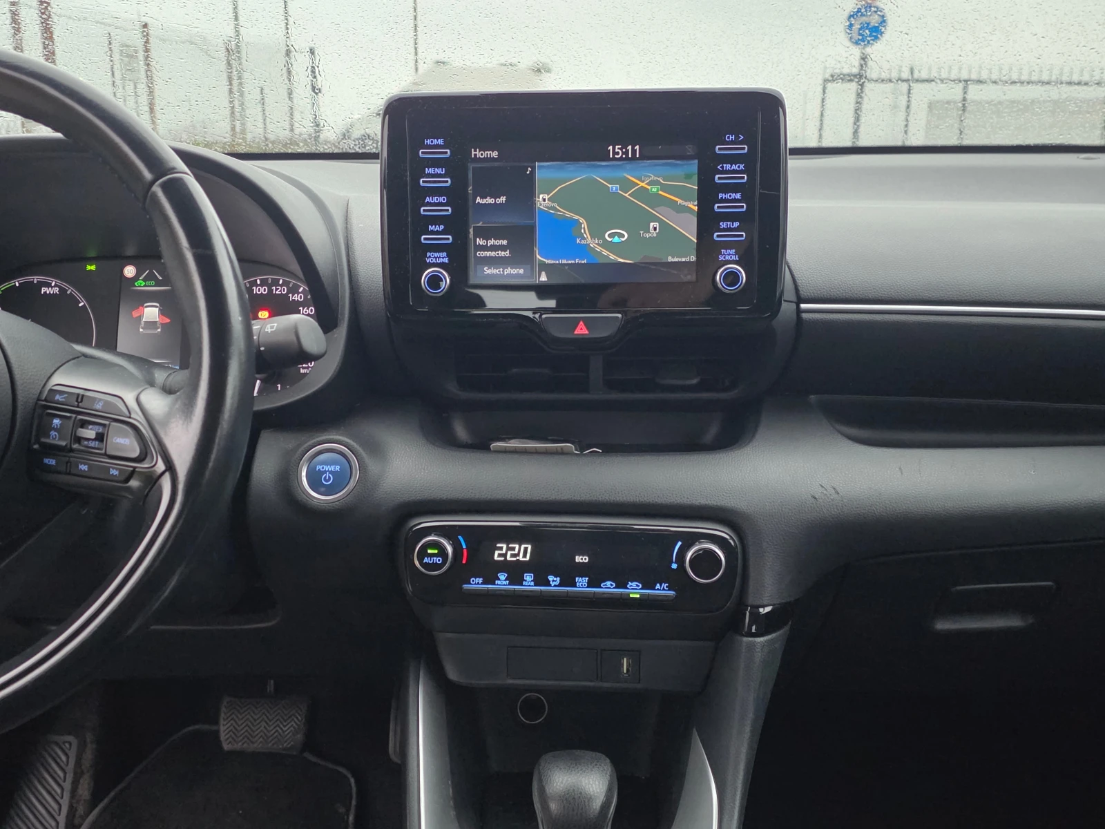 Toyota Yaris Yaris 116h France Business 5p + Stage Hybrid Acade | Mobile.bg � ����������� 14