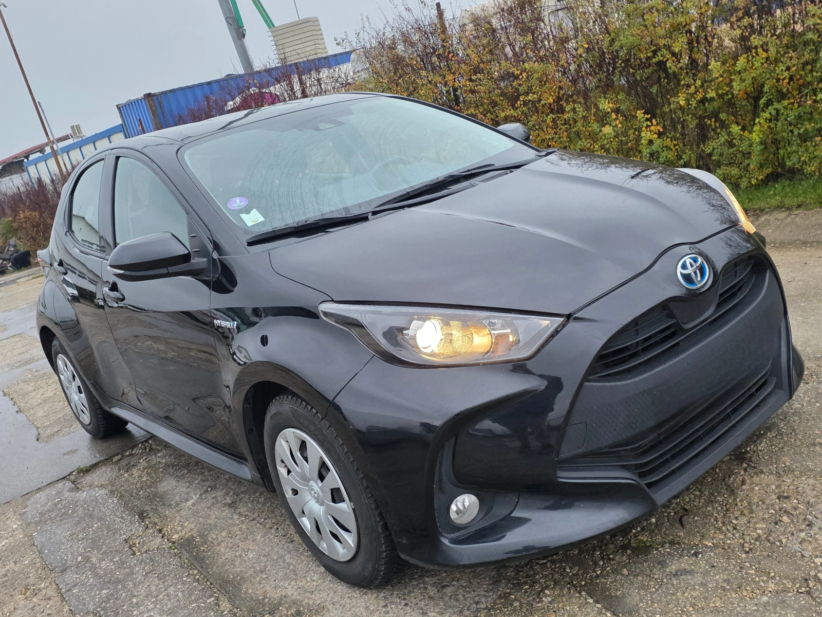 Toyota Yaris Yaris 116h France Business 5p + Stage Hybrid Acade | Mobile.bg � ����������� 1