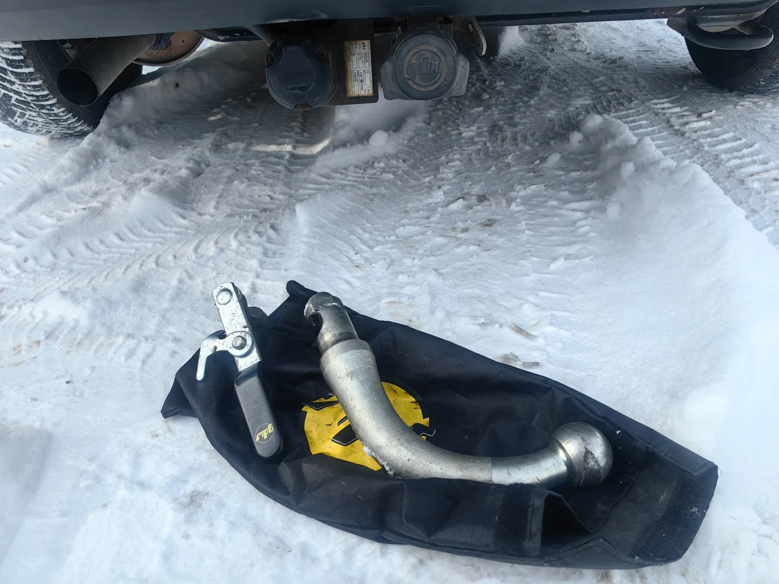 Lada Vesta 2 броя Седан и Комби - На части  - изображение 8