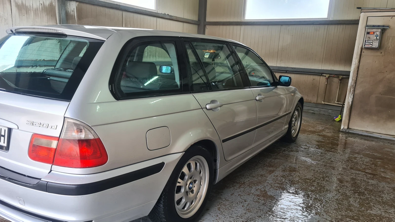 BMW 320, снимка 5 - Автомобили и джипове - 53905005