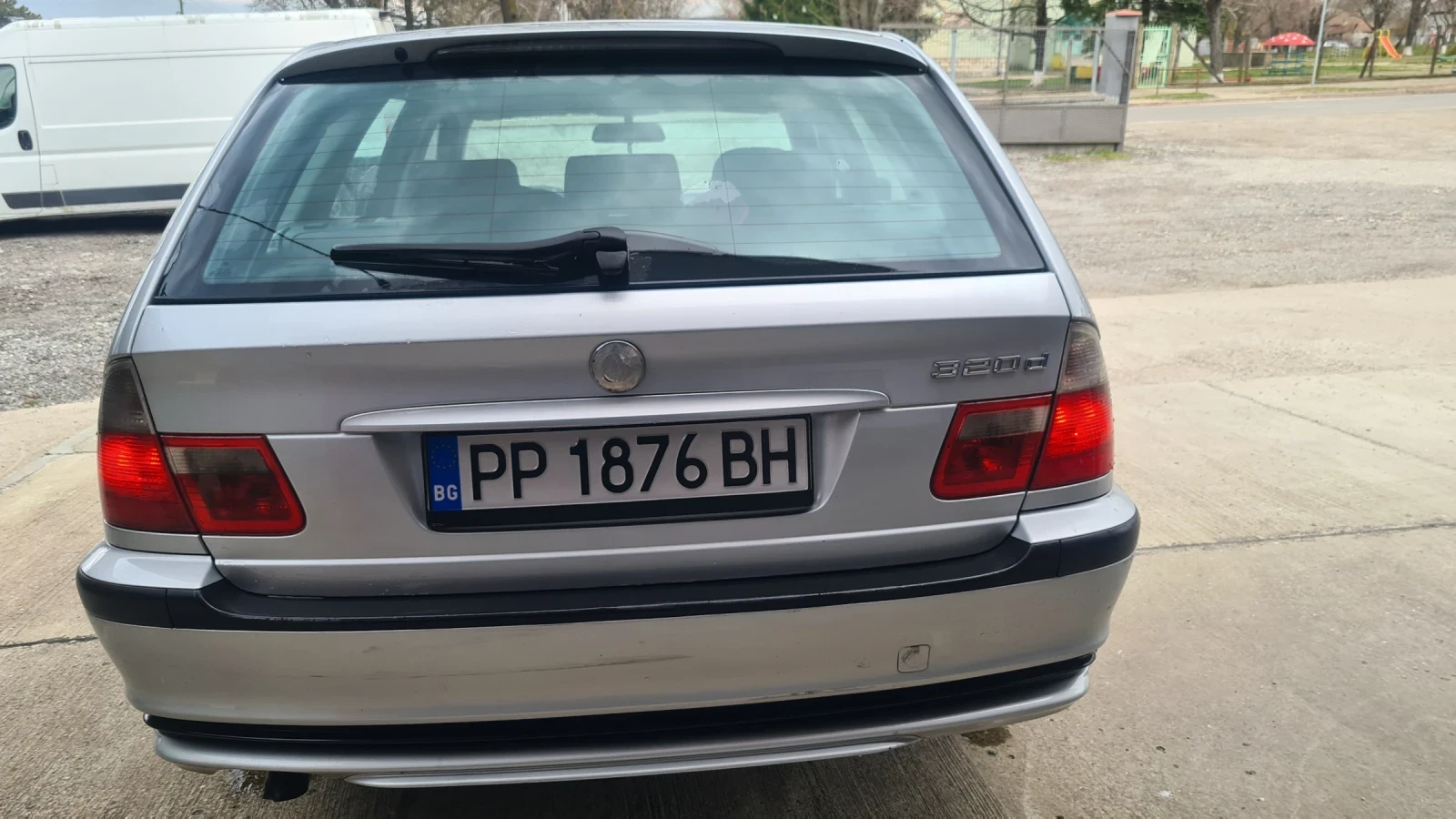 BMW 320, снимка 8 - Автомобили и джипове - 53905005