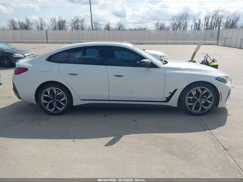 BMW 430 2.0l I Gran Coupe, снимка 13 - Автомобили и джипове - 54094721