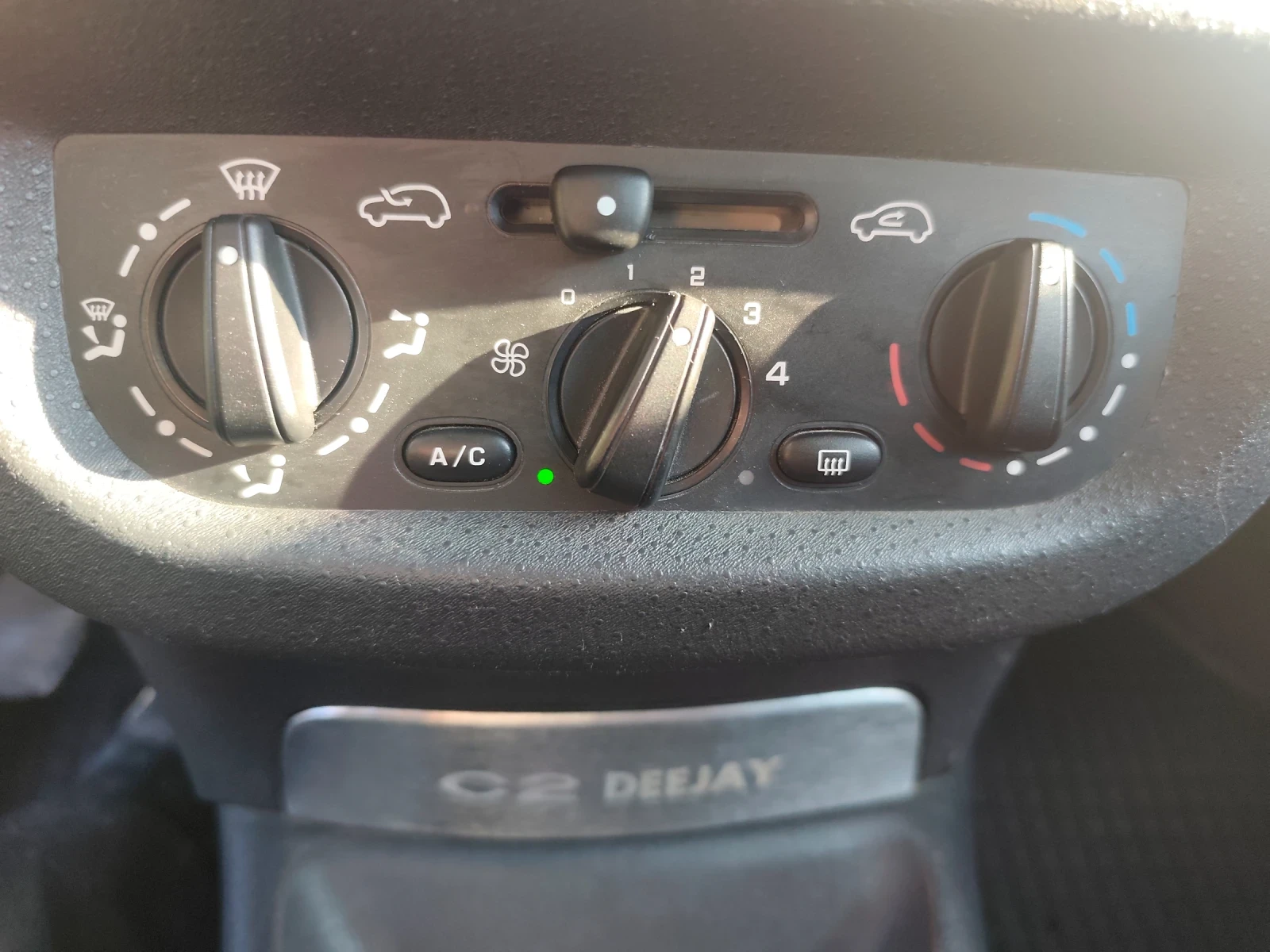 Citroen C2 Климатик, снимка 8 - Автомобили и джипове - 54459197
