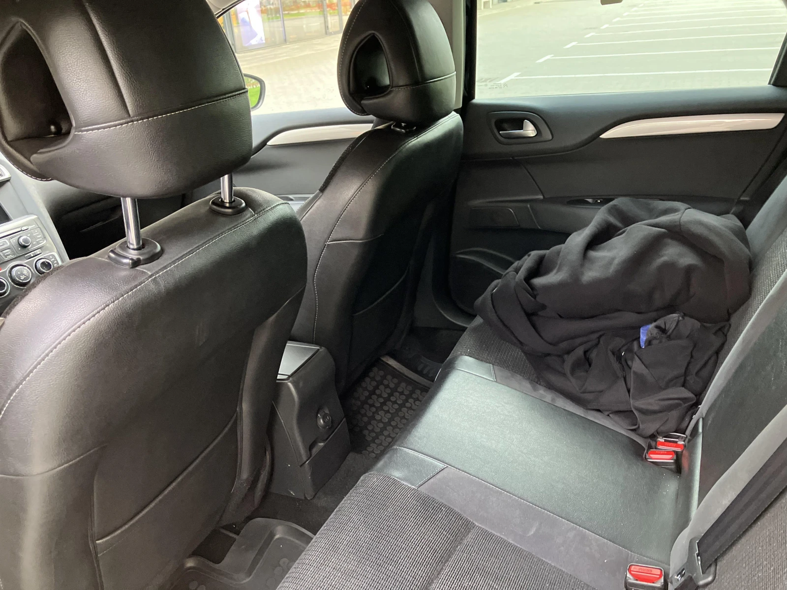 Citroen C4 EXCLUSIVE/FULL EКСТРИ/РЕГИСТРИРАНА/НАВИГАЦИЯ/АВТОМ, снимка 8 - Автомобили и джипове - 54500691