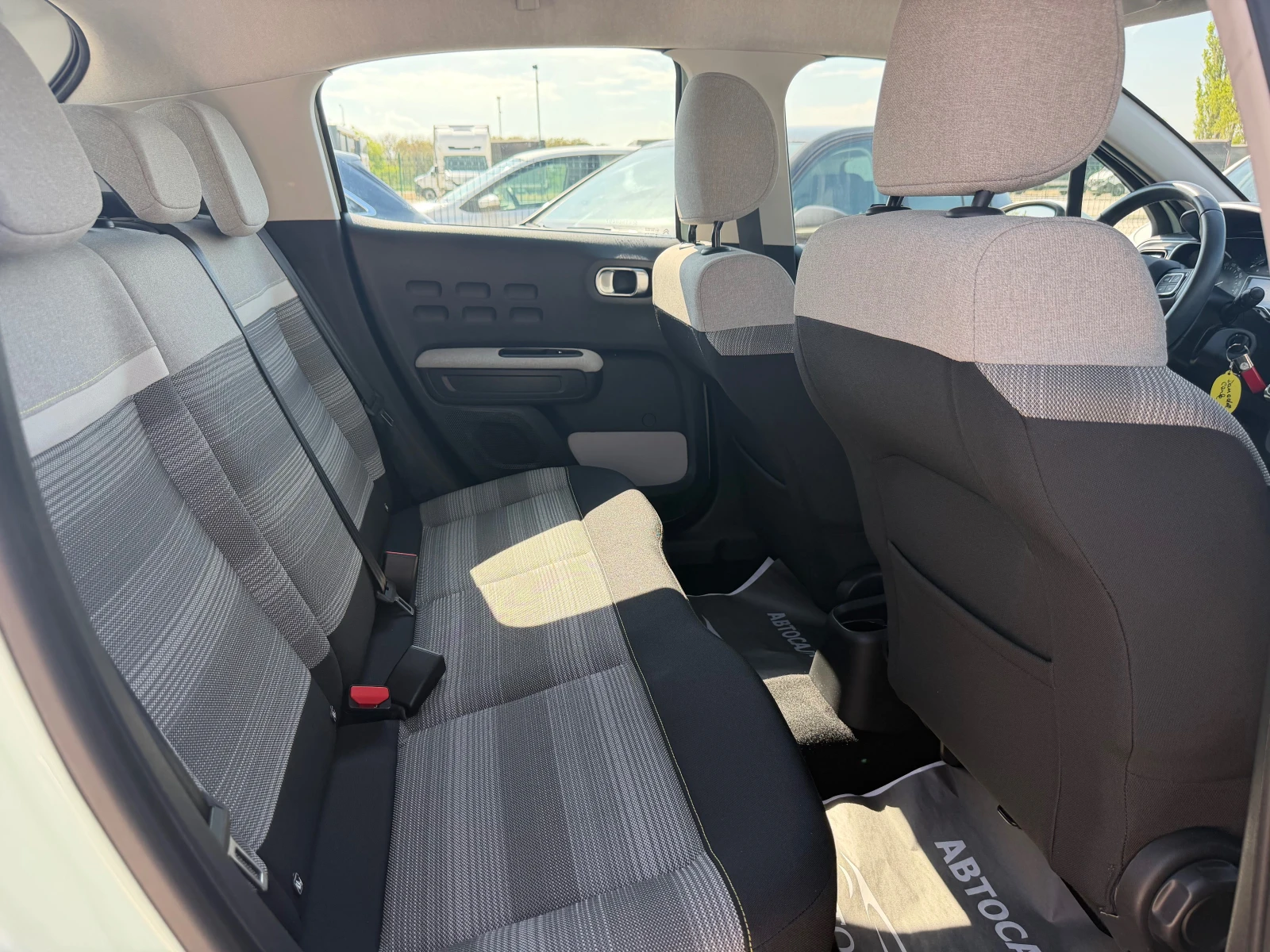 Citroen C3 1.2I SHINE CAMERA  CAR PLAY/ANDROID AUTO LINE ASST | Mobile.bg � ����������� 13