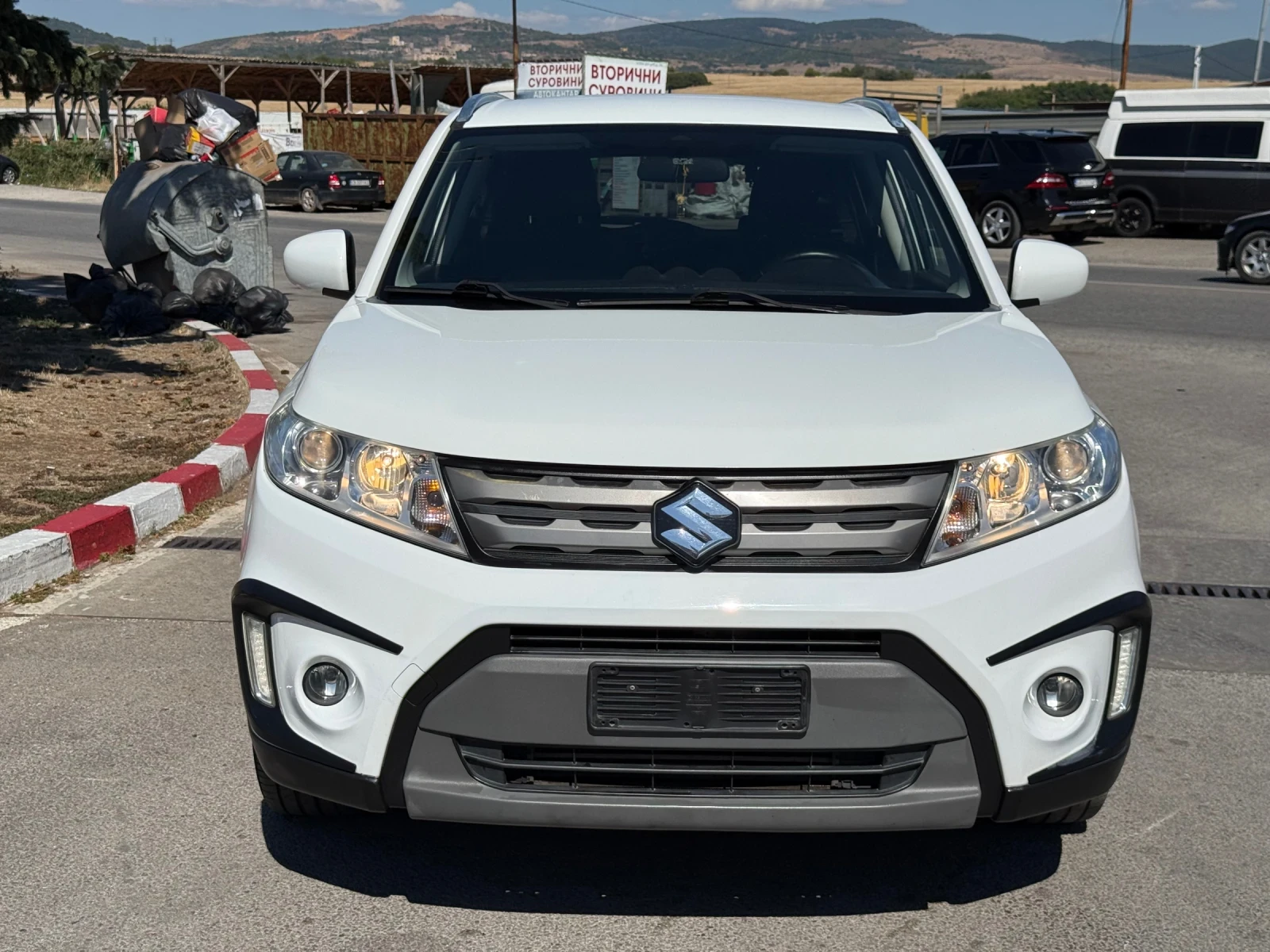 Suzuki Vitara 1.6DDIS V-TOP безплатна регистрация, снимка 2 - Автомобили и джипове - 54554950