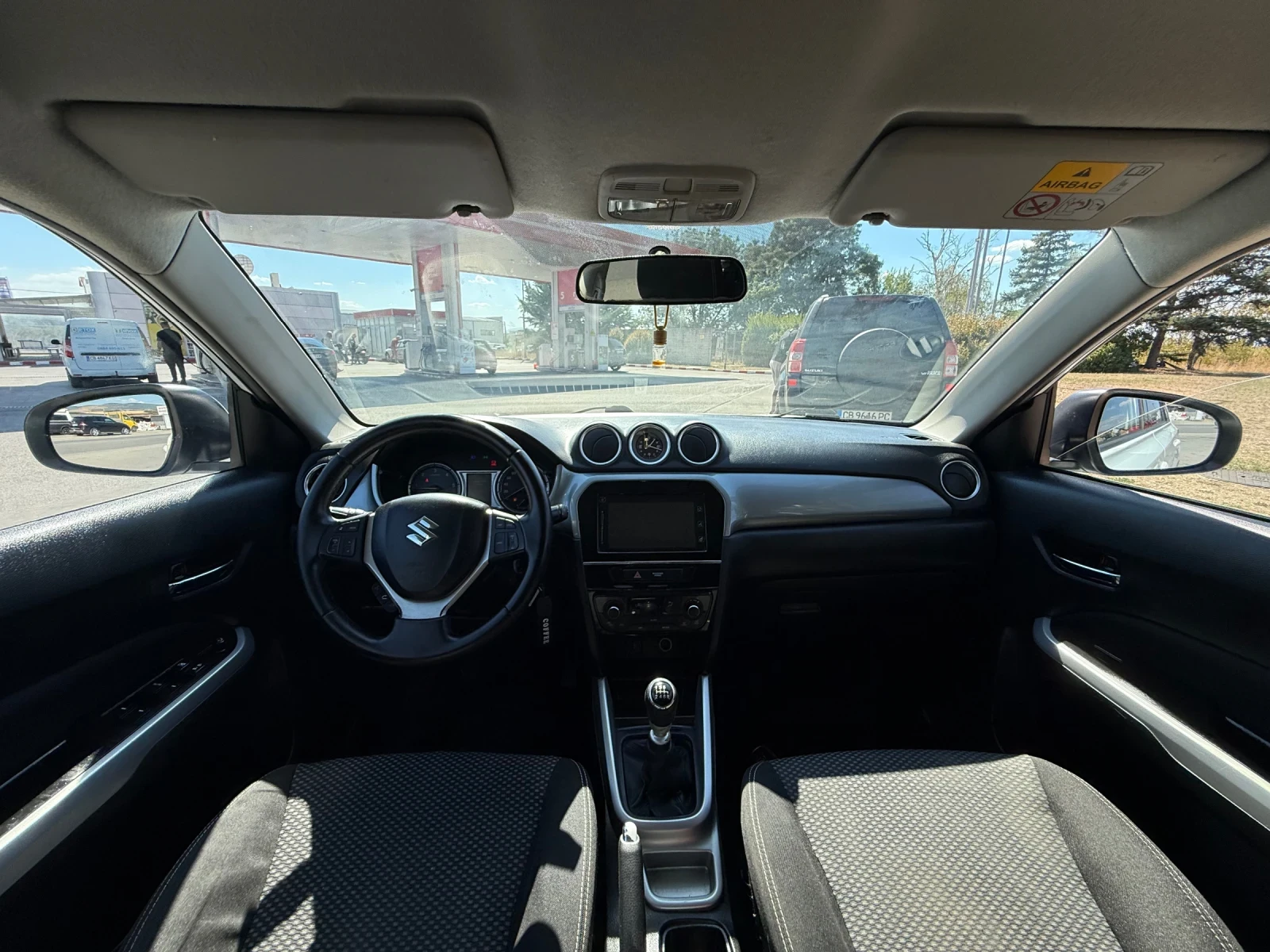 Suzuki Vitara 1.6DDIS V-TOP безплатна регистрация, снимка 10 - Автомобили и джипове - 54554950