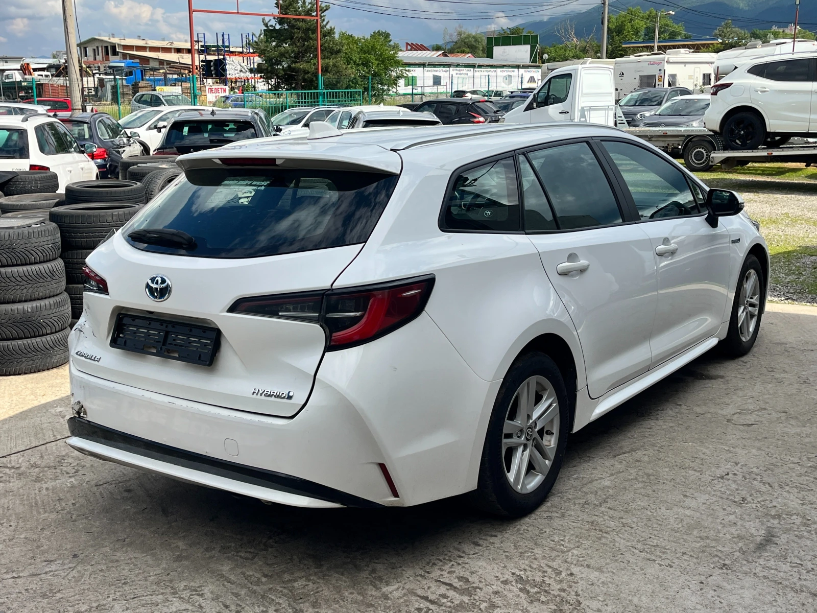 Toyota Corolla 1.8i HYBRID A�������� | Mobile.bg � ����������� 5