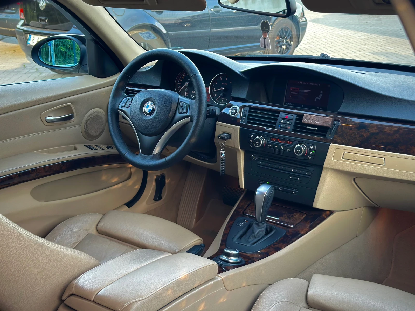 BMW 325 i, снимка 11 - Автомобили и джипове - 54825548