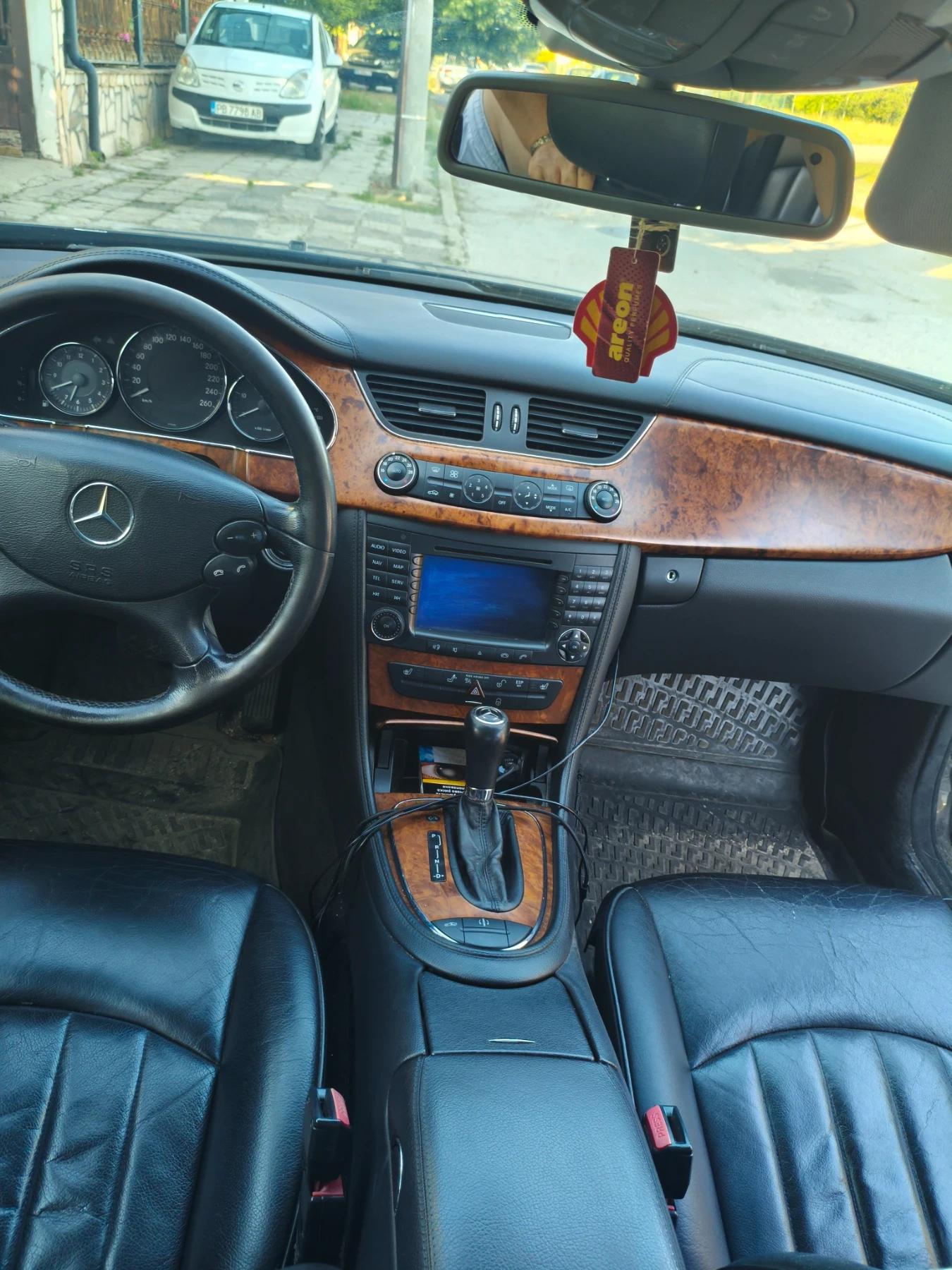 Mercedes-Benz CLS 320, снимка 6 - Автомобили и джипове - 55079989