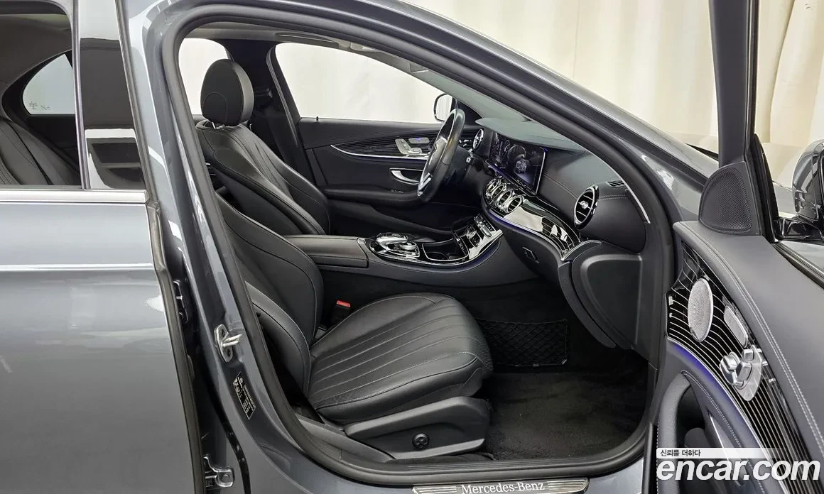 Mercedes-Benz E 450 3.0 4MATIC Exclusive, снимка 10 - Автомобили и джипове - 55090450