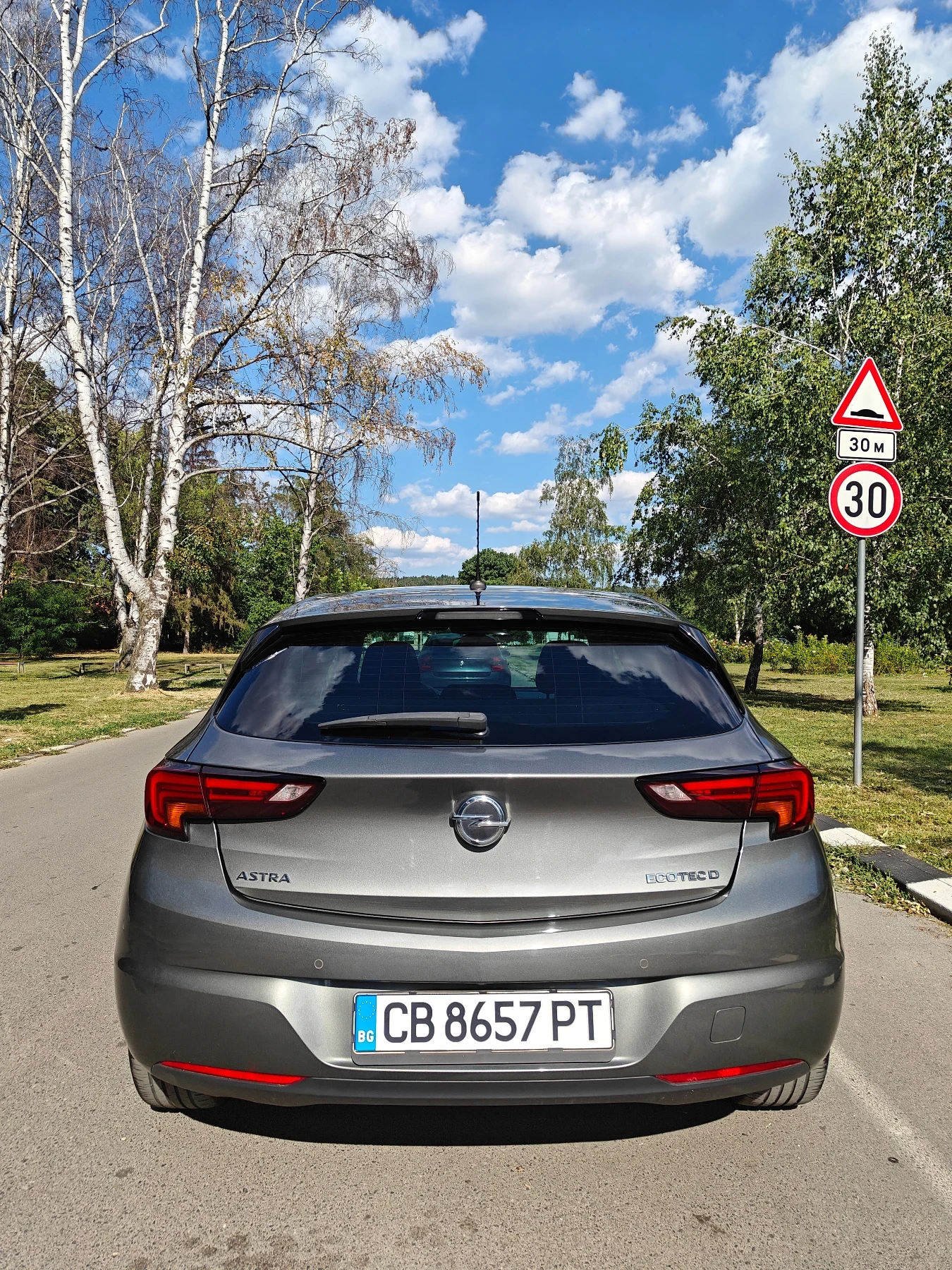 Opel Astra, снимка 3 - Автомобили и джипове - 55465211