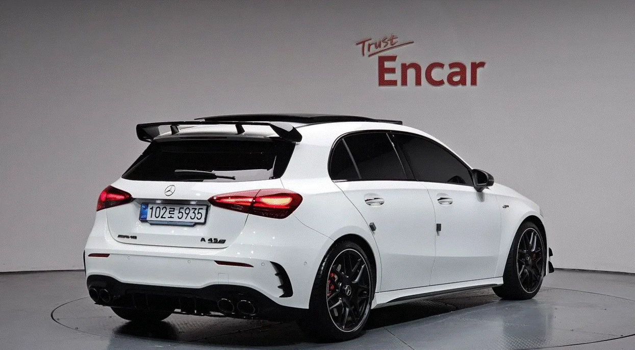 Mercedes-Benz A45 AMG S 4MATIC * ПАНОРАМА * КАМЕРА * BURMESTER * , снимка 3 - Автомобили и джипове - 55480749