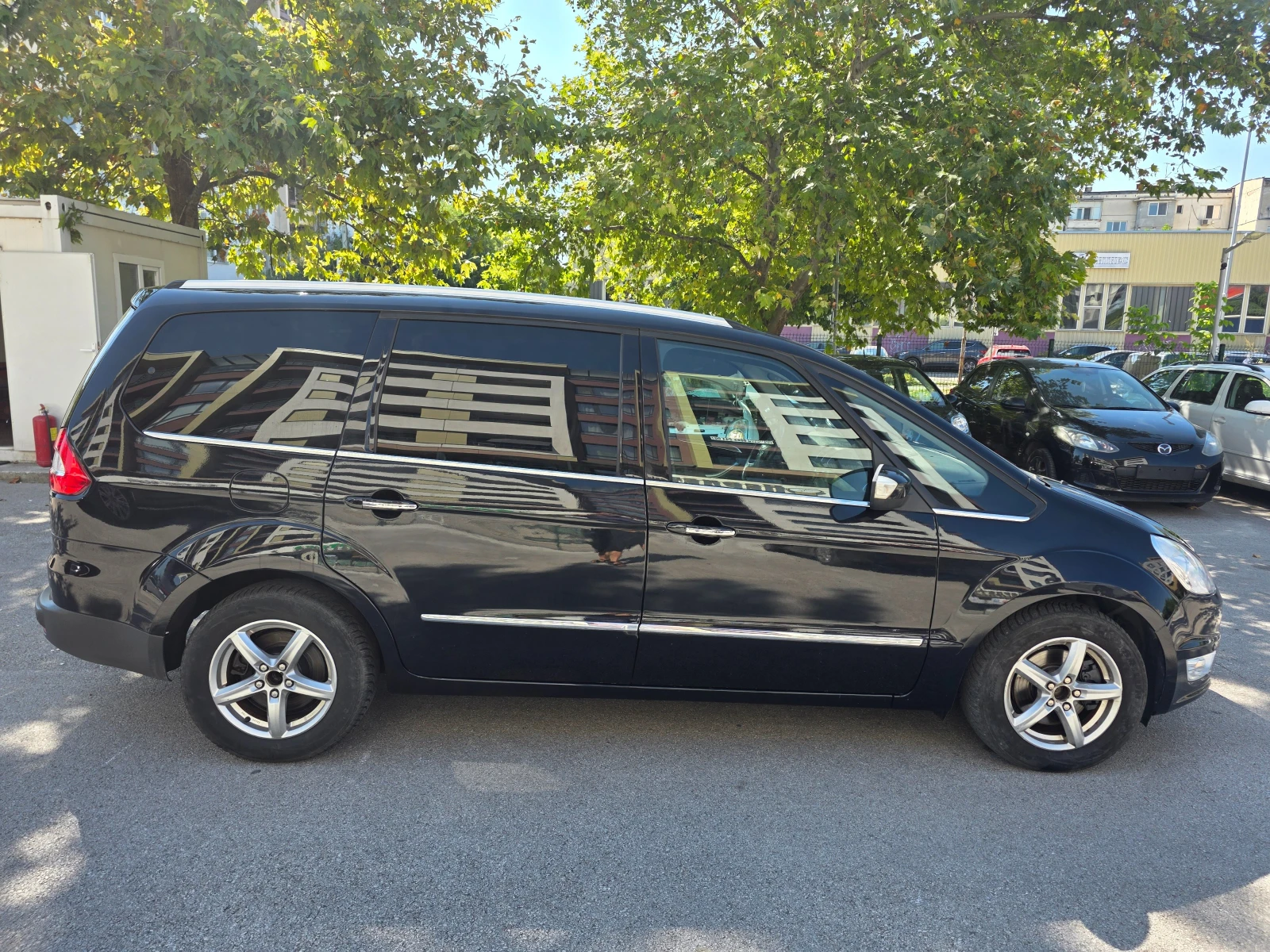 Ford Galaxy 2.0 TDCI TITANIUM, снимка 4 - Автомобили и джипове - 55484090