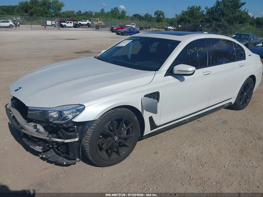 BMW 740 E xDrive PERFORMANCE* M SPORT* HEAD UP* PANO
