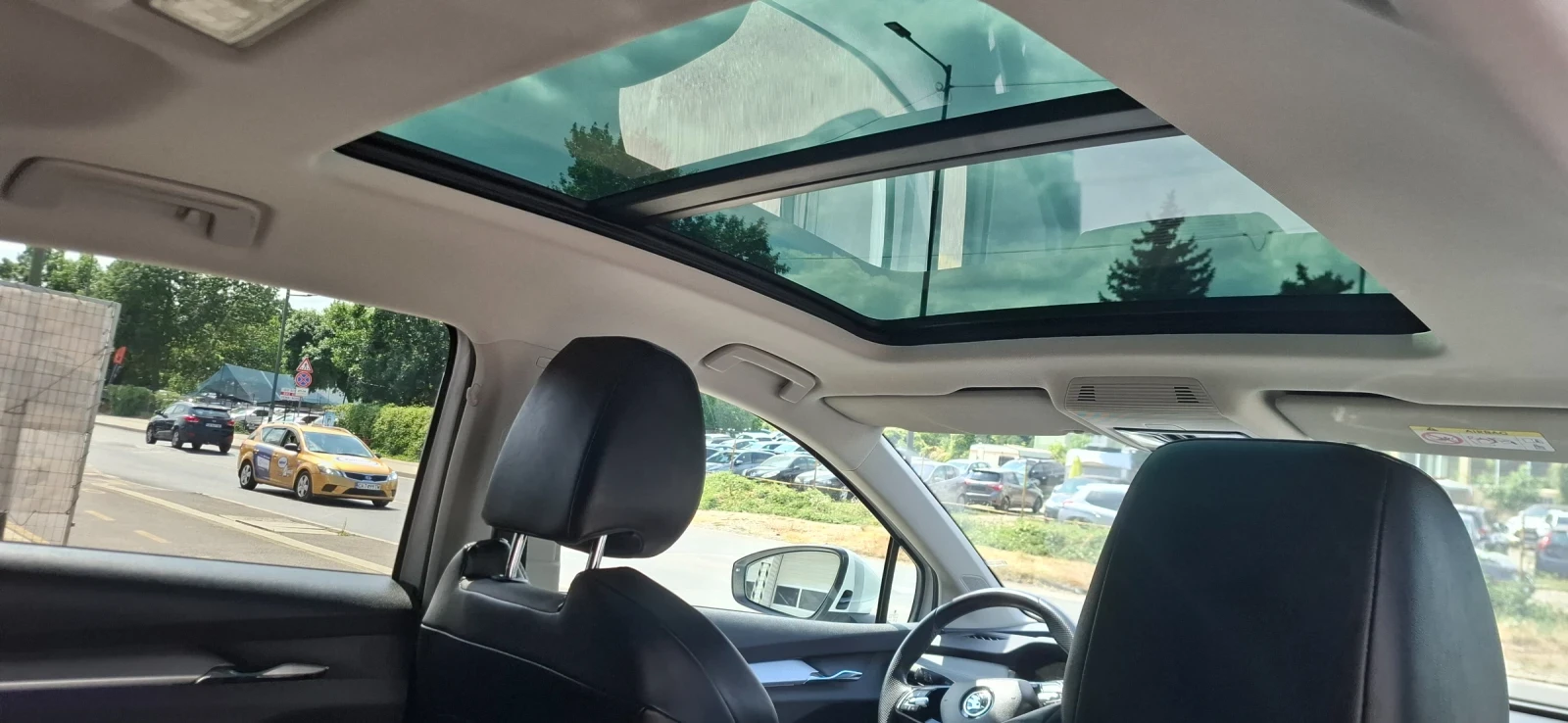 Skoda Enyaq iV 80   520 КМ ПРОБЕГ   ПАНОРАМА   360  КАМЕРИ   D, снимка 13 - Автомобили и джипове - 55664981
