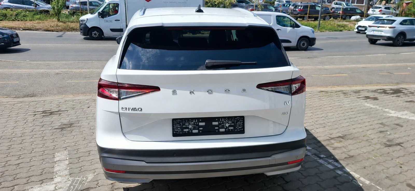 Skoda Enyaq iV 80   520 КМ ПРОБЕГ   ПАНОРАМА   360  КАМЕРИ   D, снимка 6 - Автомобили и джипове - 55664981