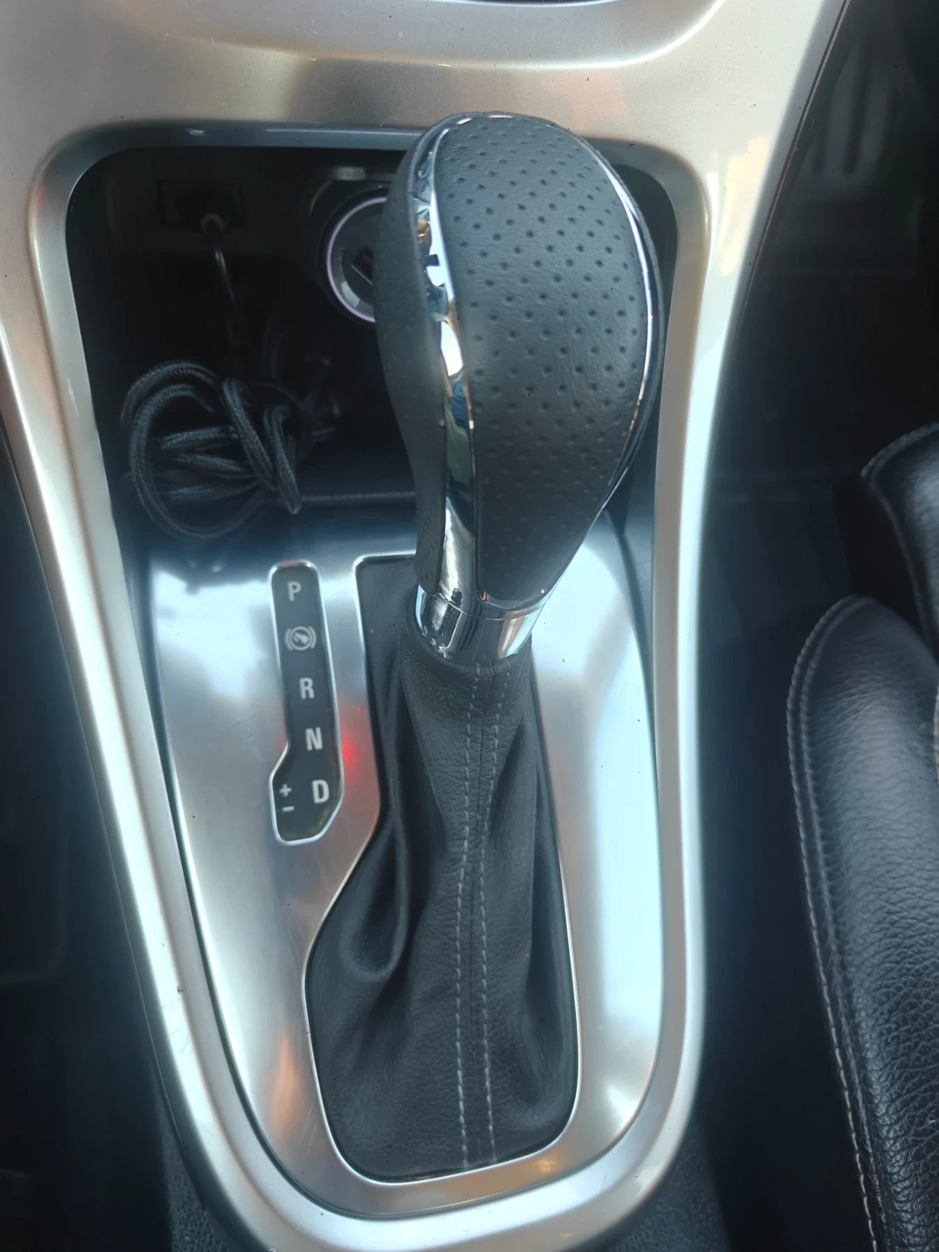Opel Astra 2.0 Diesel Automatic , снимка 14 - Автомобили и джипове - 55746985